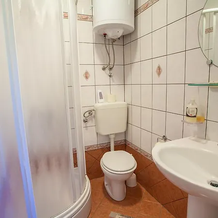 Kucic Gostinjska kuća Cres