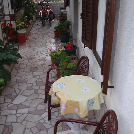 Kucic Gostinjska kuća Cres