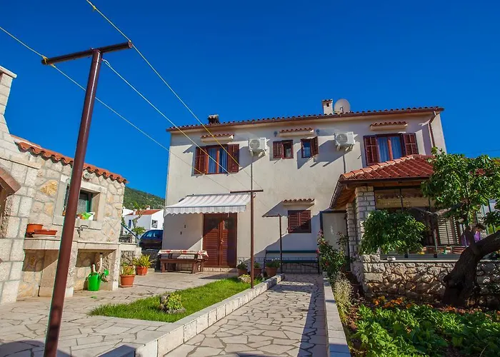 Πανσιόν Kucic Cres