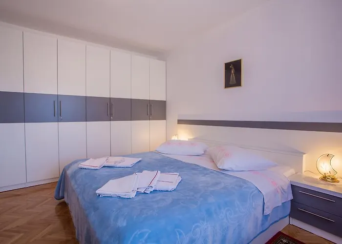 Kucic ゲストハウス