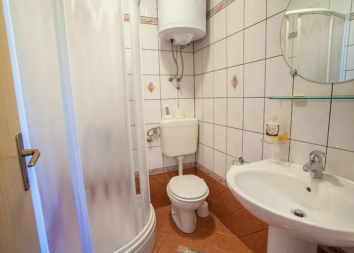 Kucic ゲストハウス ツレス